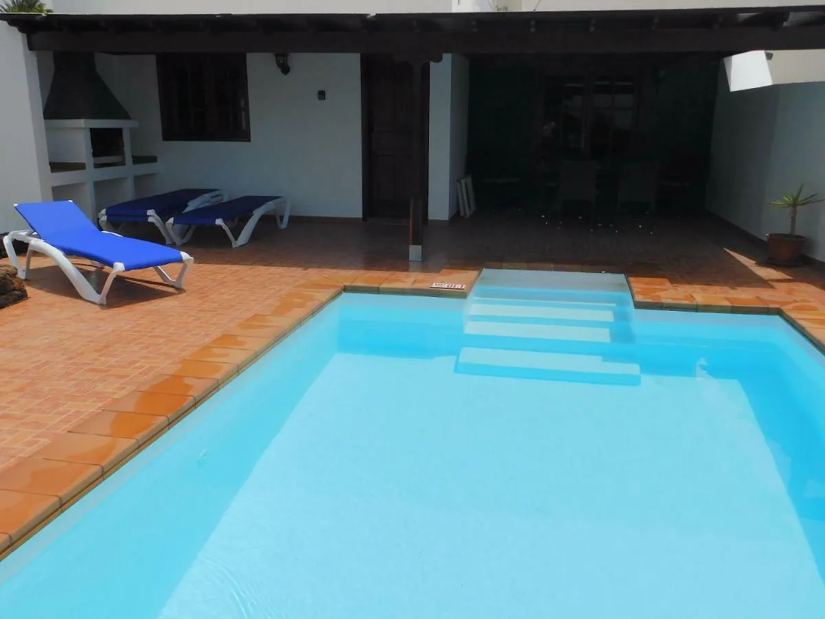 Villa Lucky - Heated Pool Macher Spain