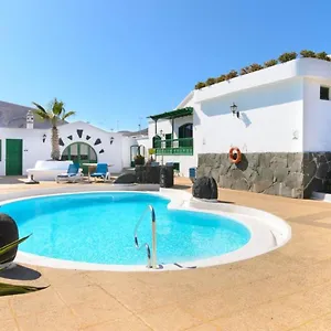 Hotel-finca Rural Jose Manuel 28pax San Bartolome (Las Palmas)